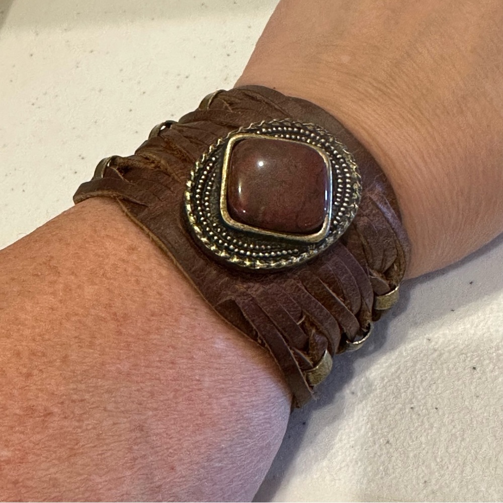 Leatherock Snap Bracelet, antiqued gold with red square stone, Boho style